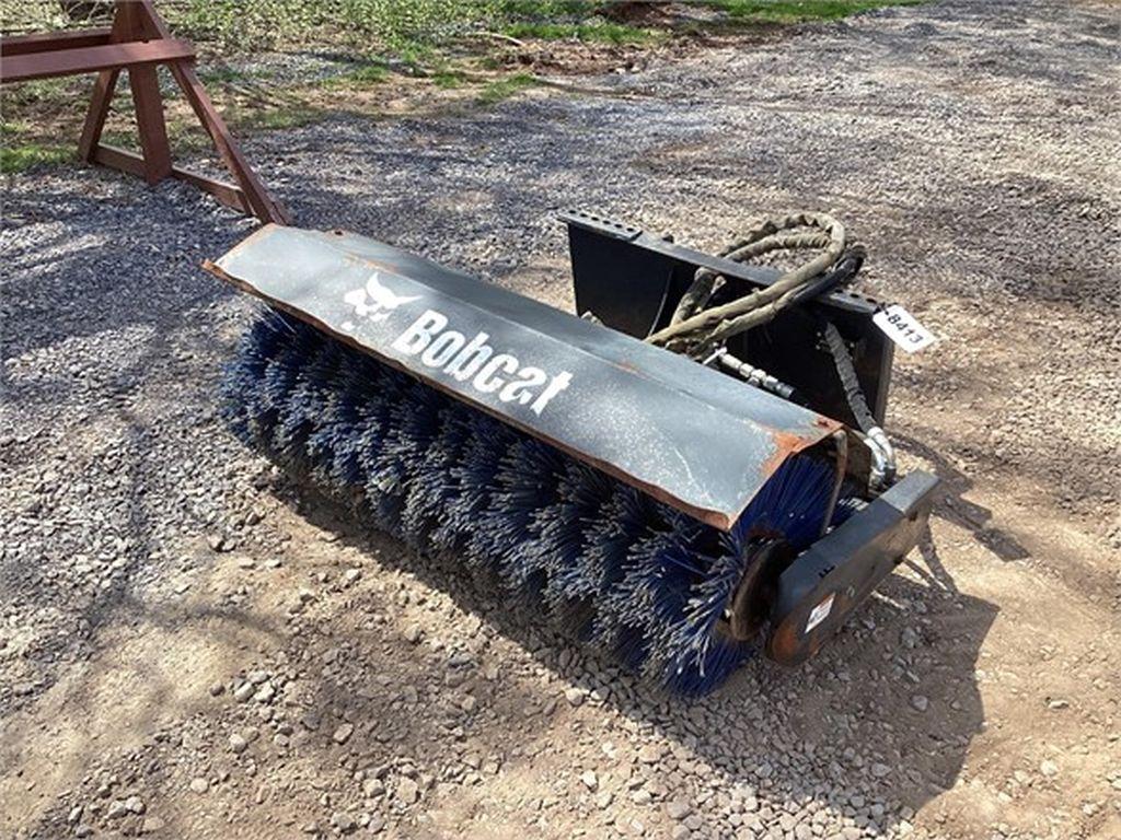 2014 BOBCAT MT SERIES SWEEPER