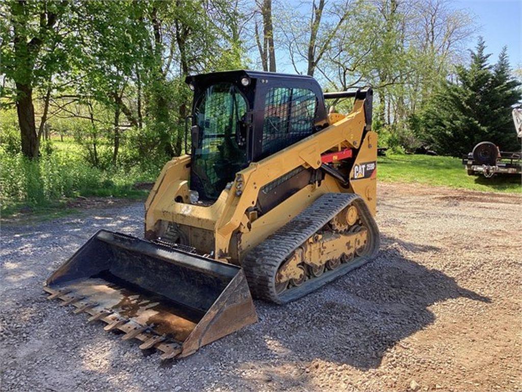 2017 CATERPILLAR 259D SKID STEER LOADER