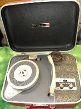 Columbia Records Masterwork Suitcase Record Player- Powers on