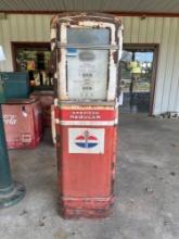 Standard oil Gilberco Gas pump