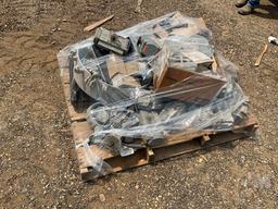 PALLET OF VARIOUS TRUCK PARTS