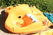 PELICAN 2 PERSON PEDAL BOAT