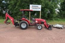 2017 MAHINDRA 1526 TRACTOR