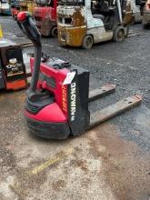 RAYMOND 8210 PALLET JACK