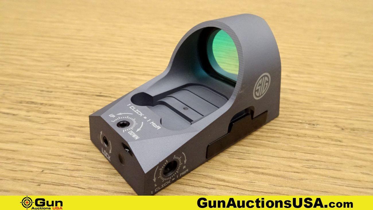 Sig Sauer ROMEO 3 Sight. NEW in Box. 1-25 MM Mini Reflex Sight. . (70108)