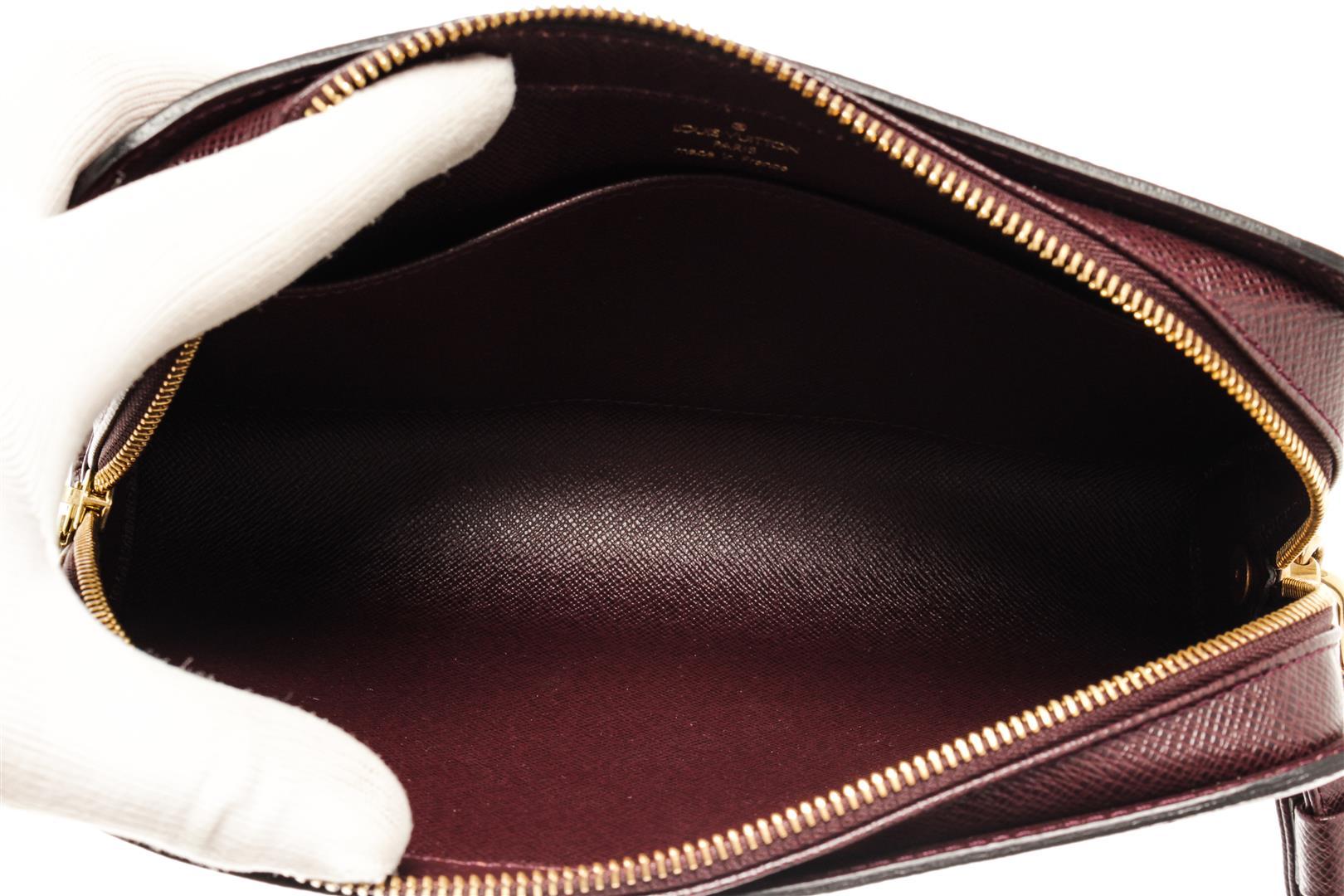 Louis Vuitton Burgundy Taiga Leather Baikal Clutch