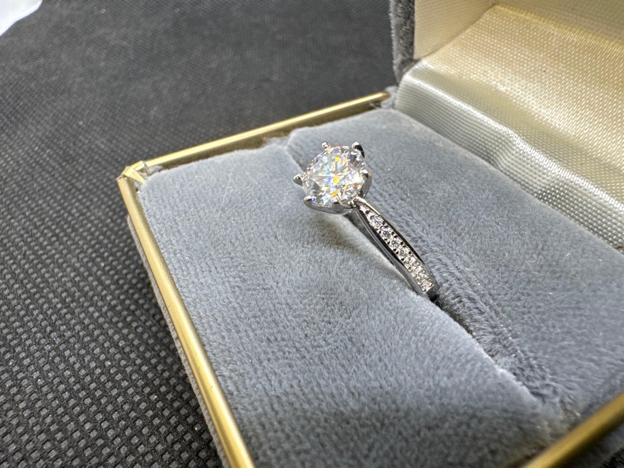 Silver 925 Moissanite Diamond Ring With GRA Certificate 2.35 Grams Size 7