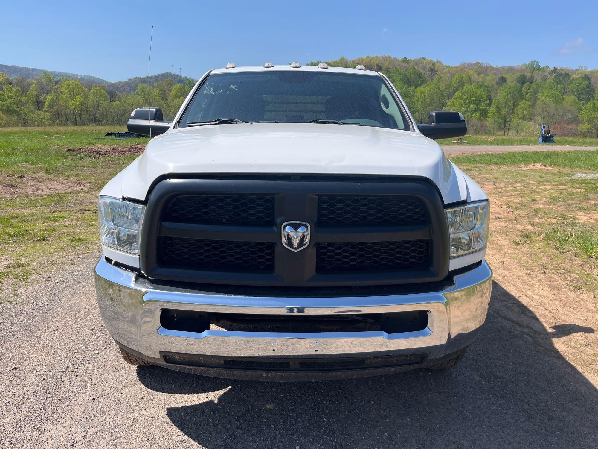 2018 Ram 3500 Chassis Pickup Truck, VIN # 3C7WRTCJXJG376260