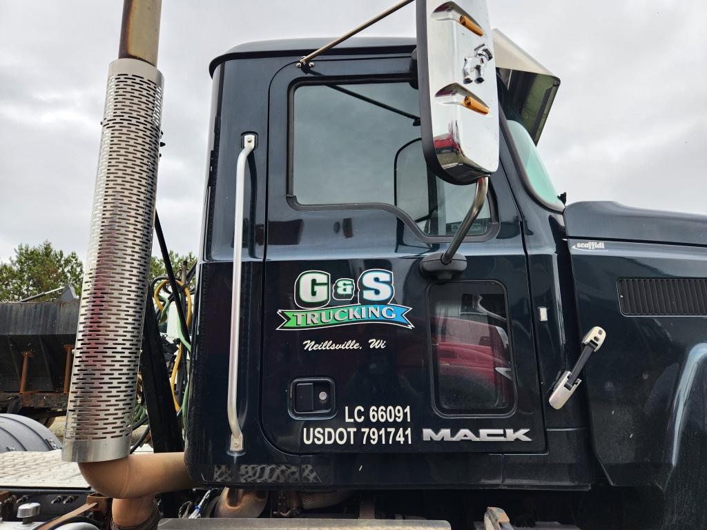 2018 Mack Chu613 Truck Tractor