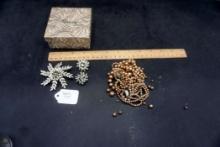 Sarah Cov Jewelry & Pearl Necklace (Broken)