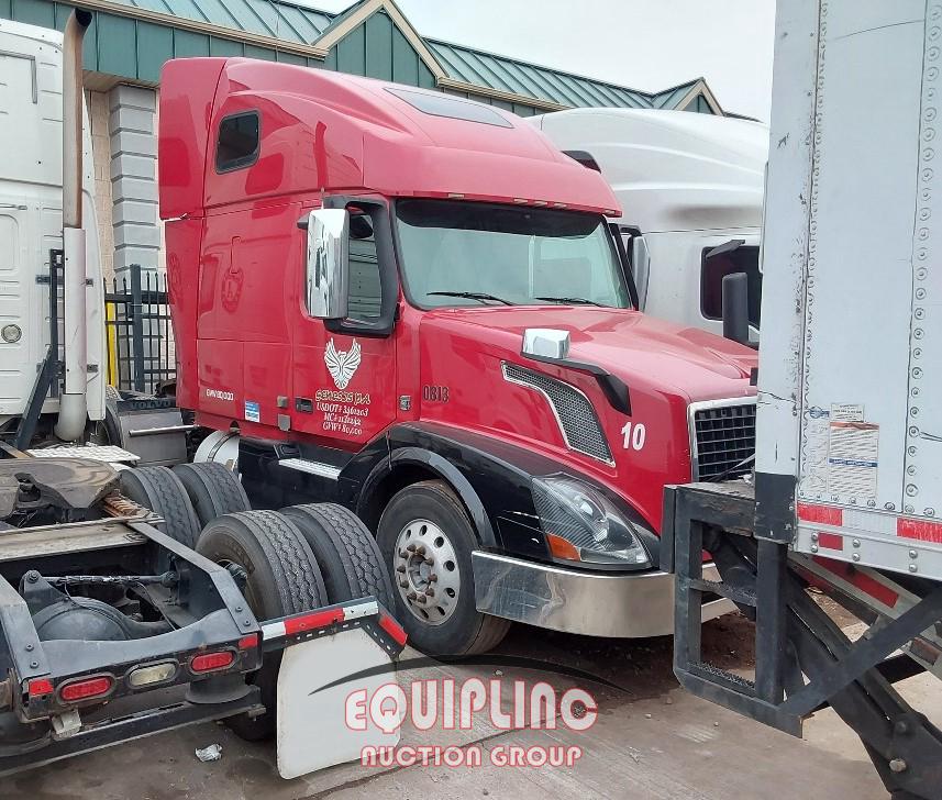 2015 VOLVO VNL SLEEPER TRUCK