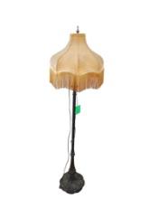VINTAGE FLOOR LAMP - PICK UP ONLY
