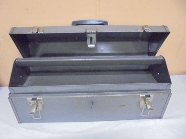 20in Craftsman Steel Tool Box w/ Top Tray