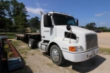 TRUCK TRACTOR, VOLVO DAY CAB, Mfg. 2000,TX license: 1M41956, VIN: 4V4M22GF8YN794749, 371,760 miles,