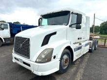 2003 Volvo Tandem Axle Sleeper Road Tractor