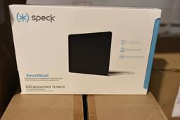 Case of Speck MacBook Pro 13" Black Smart Shell Cases
