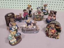 LOCAL PICKUP ONLY-COLLECTION OF BOYD'S BEARS, MOST CHIP FREE, SEE PICS