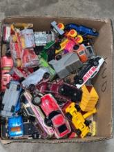 Box lot of older die cast cars in various condition