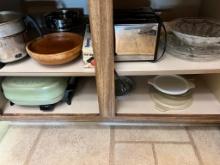 Cabinet Cleanout w/ toaster, electric skillet, some Pyrex