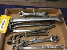 Standard combination wrenches