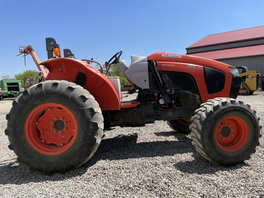 Kubota M5-111 Tractor