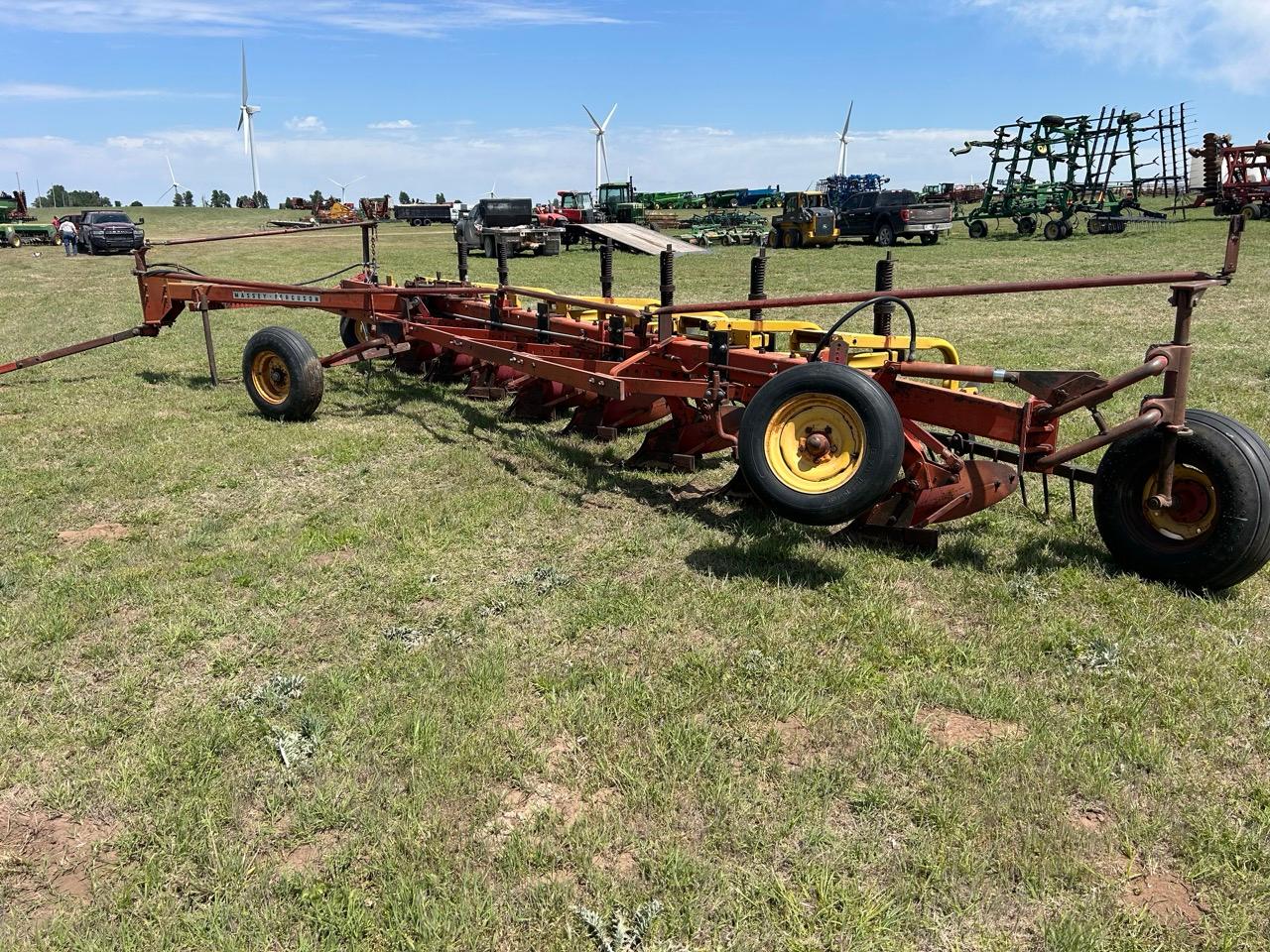 Massey Ferguson Moldboard