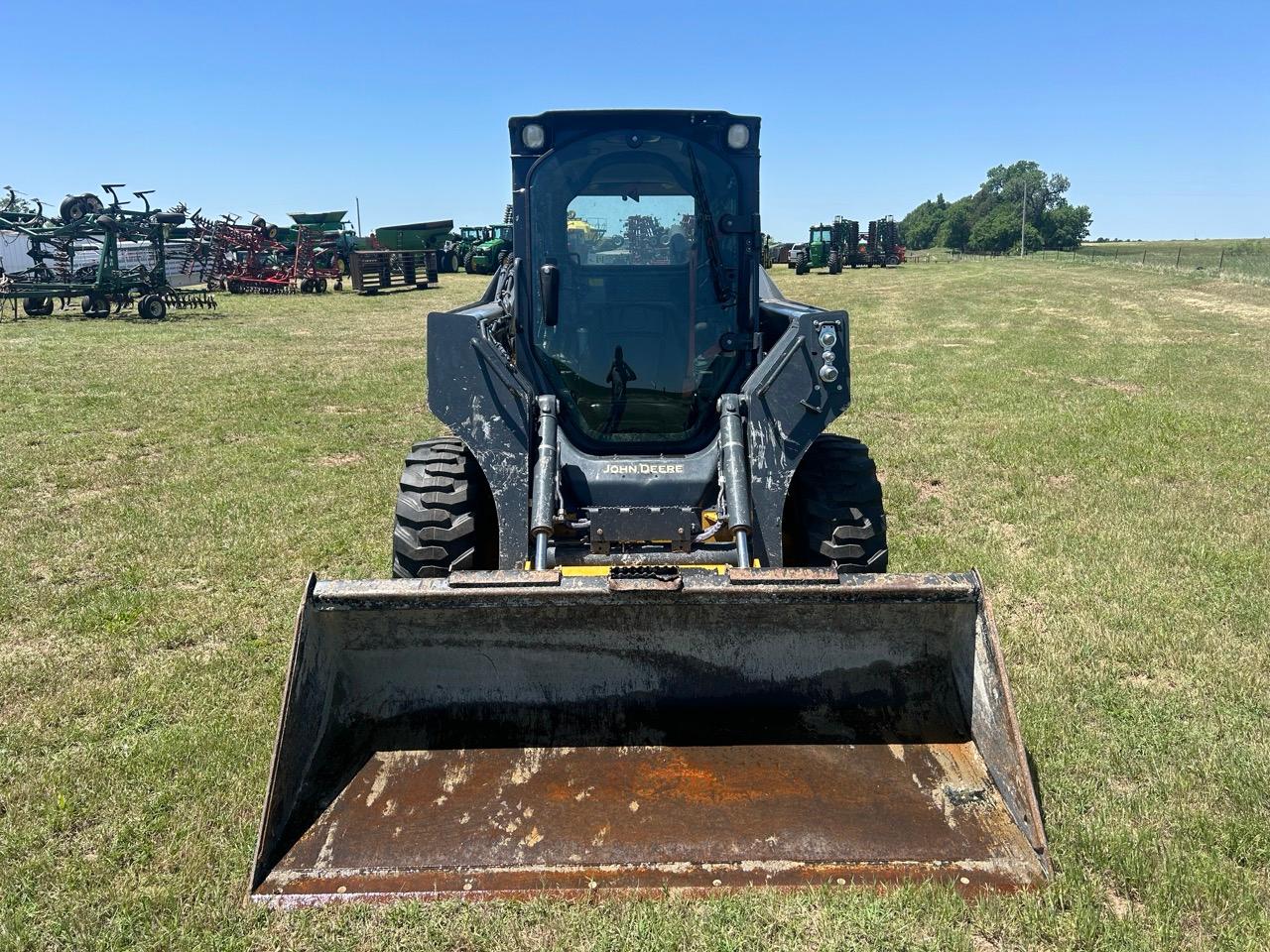 2020 Deere 320G