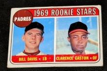 1969 Topps #304 Padres Rookies - Bill Davis / Clarence Gaston MLB Vintage