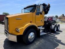 2001 Kenworth T800 Road Tractor, with Knuckleboom Crane. 475hp Cat C15 6NZ  (280,929 Orignal miles)