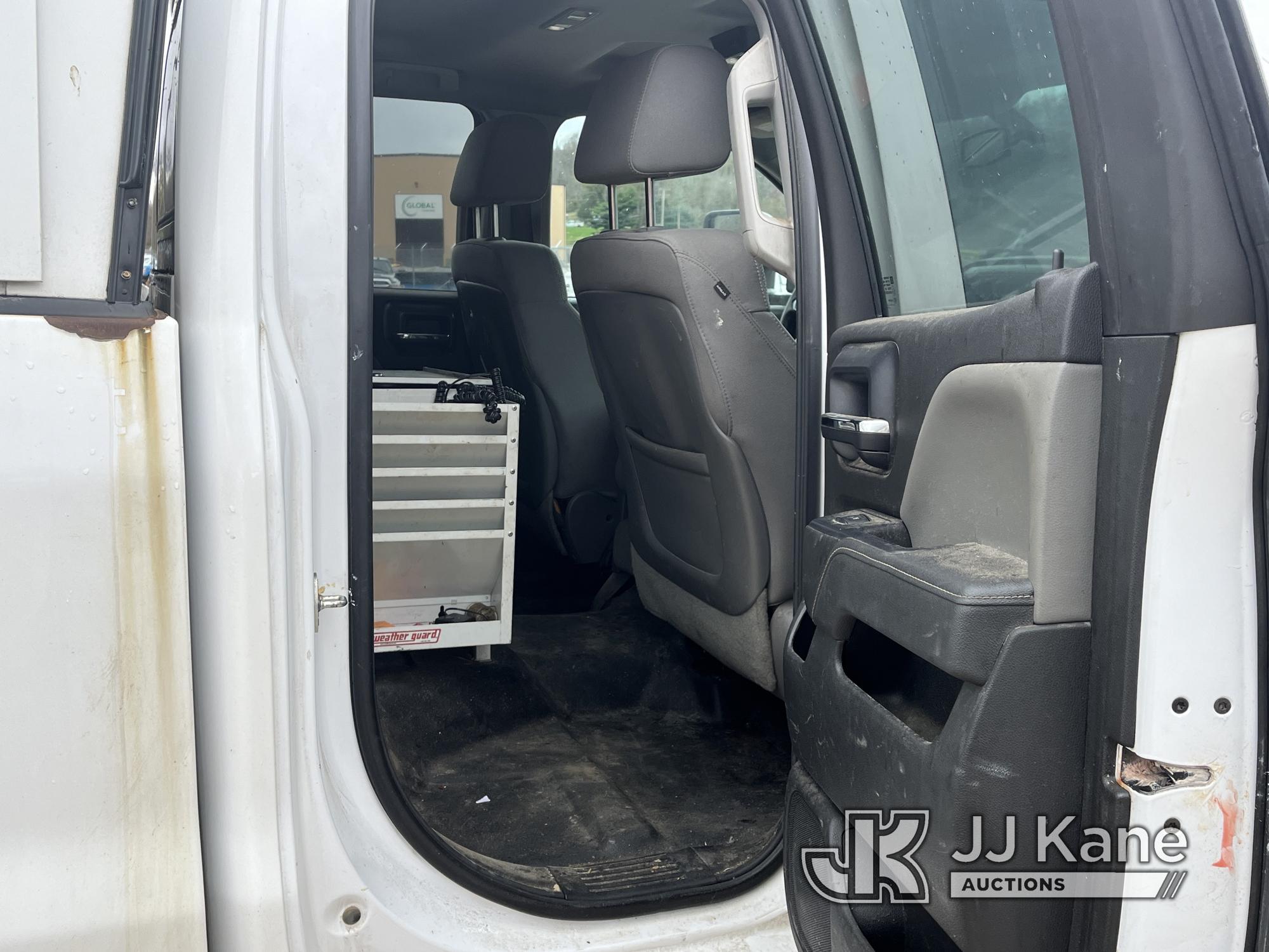 (Smock, PA) 2015 GMC Sierra 2500HD 4x4 Extended-Cab Pickup Truck Title Delay) (Runs & Moves, Rust &
