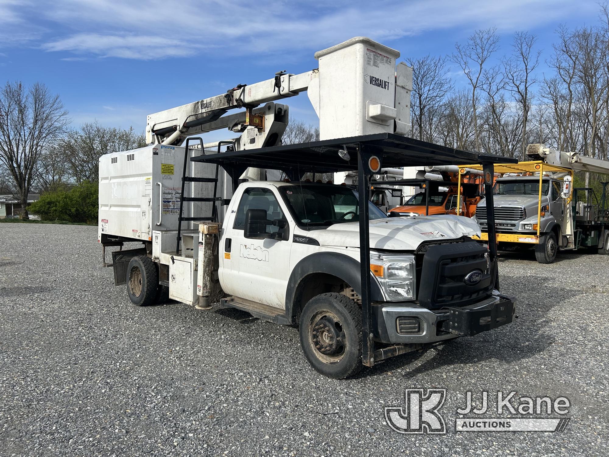 (Hagerstown, MD) Versalift SST40EIH, Articulating & Telescopic Bucket mounted behind cab on 2015 For