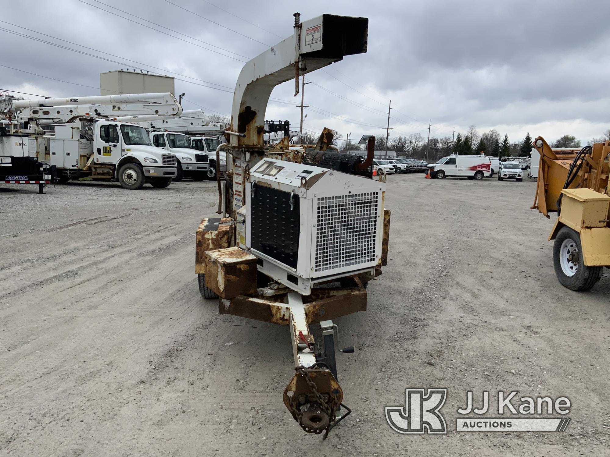 (Fort Wayne, IN) 2016 Morbark M12D Chipper (12in Drum), trailer mtd. NO TITLE) (Runs & Operates) (Ru