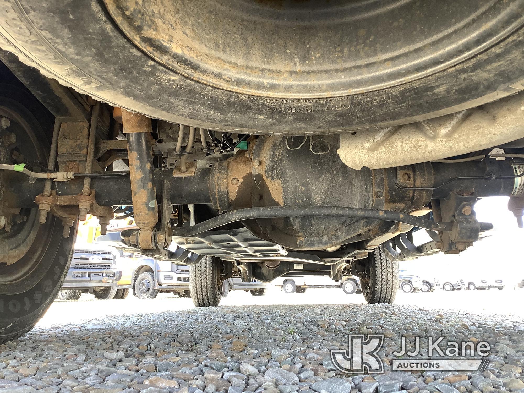 (Smock, PA) 2018 Ford F250 4x4 Extended-Cab Enclosed Service Truck Runs & Moves, Rust & Body Damage
