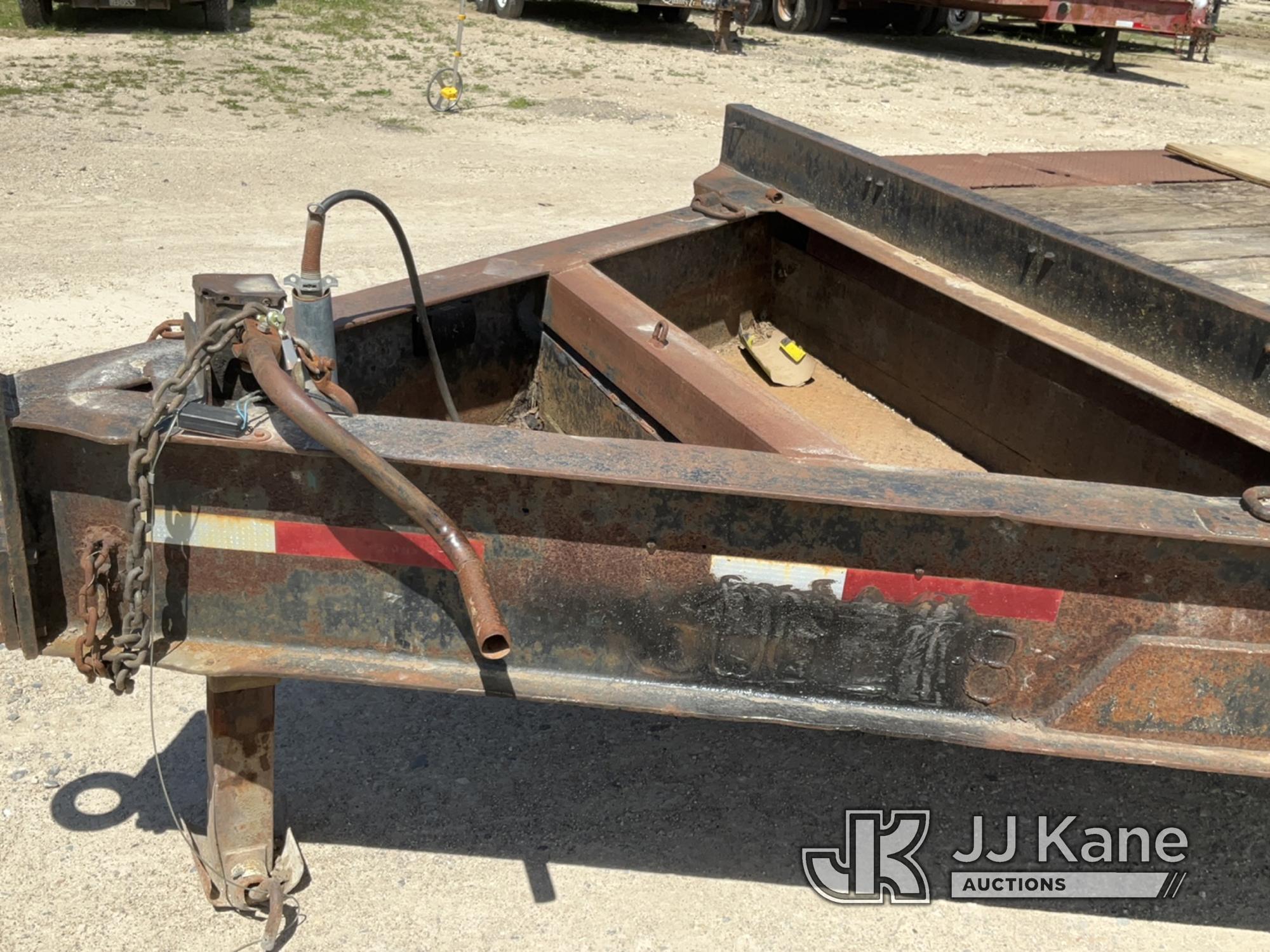 (Charlotte, MI) 1995 Scott Tri-Axle Tagalong Equipment Trailer Rotted Deck Boards