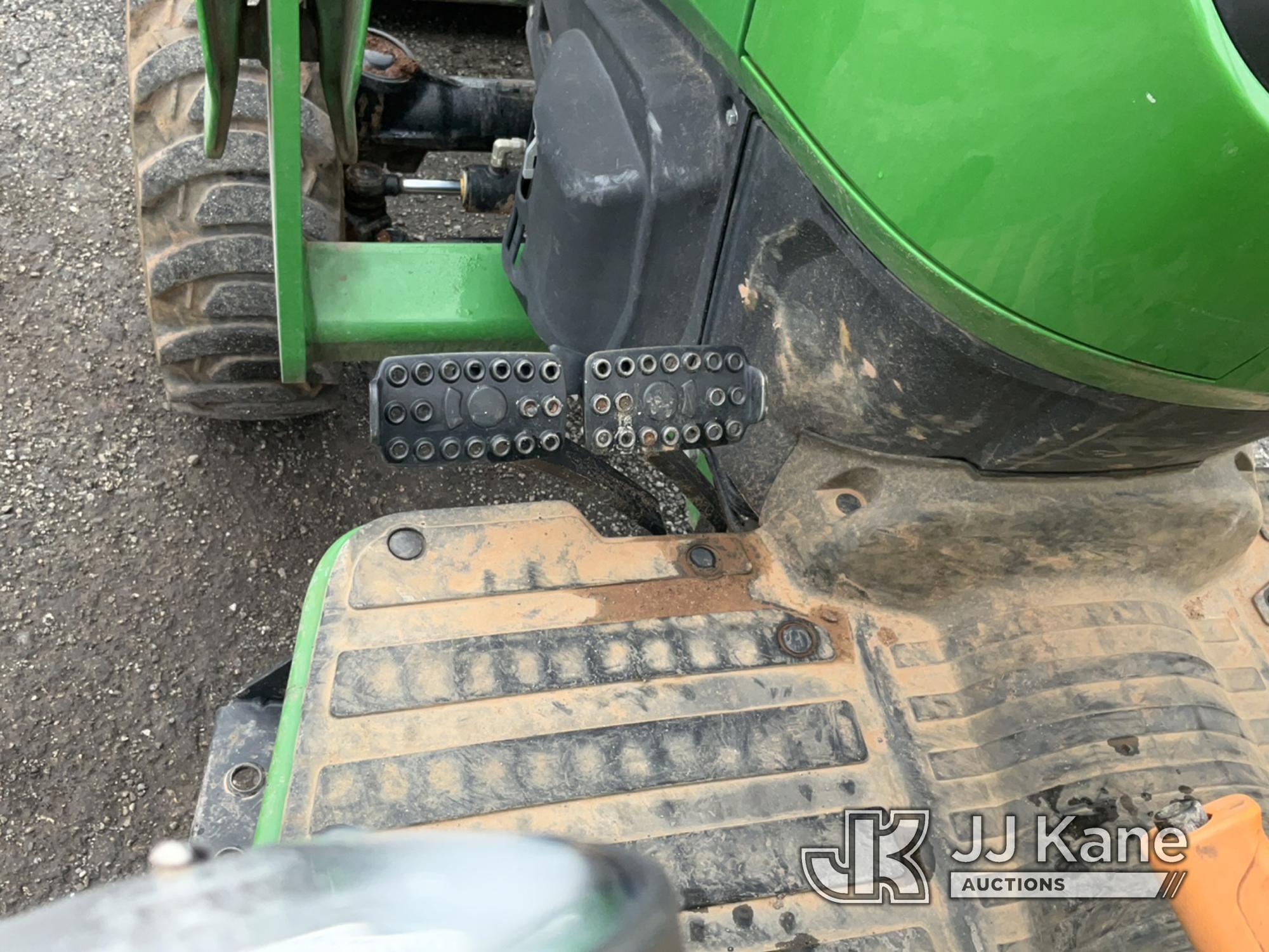 (Plymouth Meeting, PA) 2020 John Deere 2032R 4x4 Tractor Loader Backhoe Runs,Moves & Operates