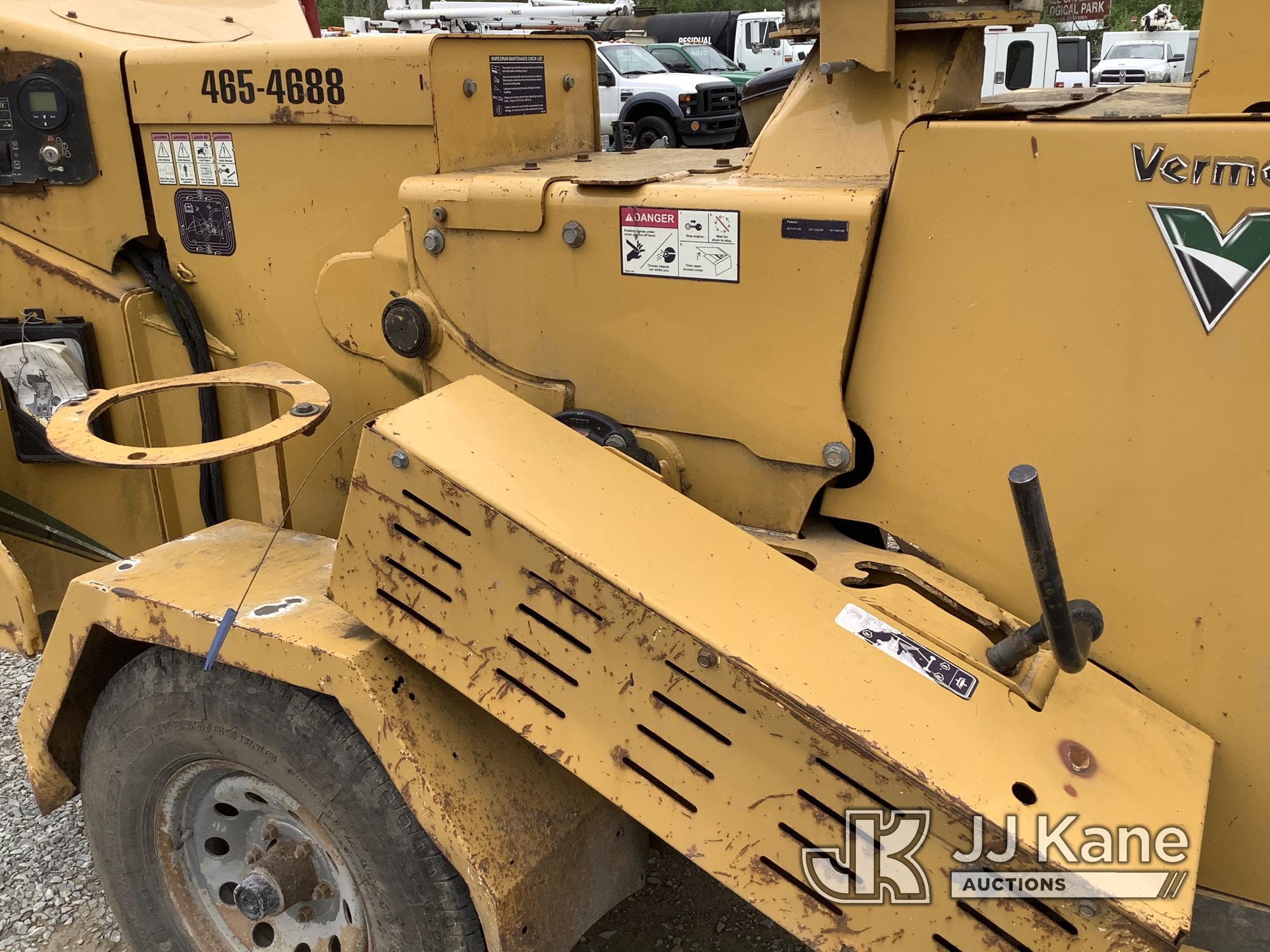 (Smock, PA) 2014 Vermeer BC1000XL Chipper (12in Drum) Runs Rough, Operational Condition Unknown, War