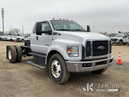 (Charlotte, MI) 2017 Ford F650 Cab & Chassis Runs, Moves, ABS Light, Engine Light, Smoky Exhaust, Br