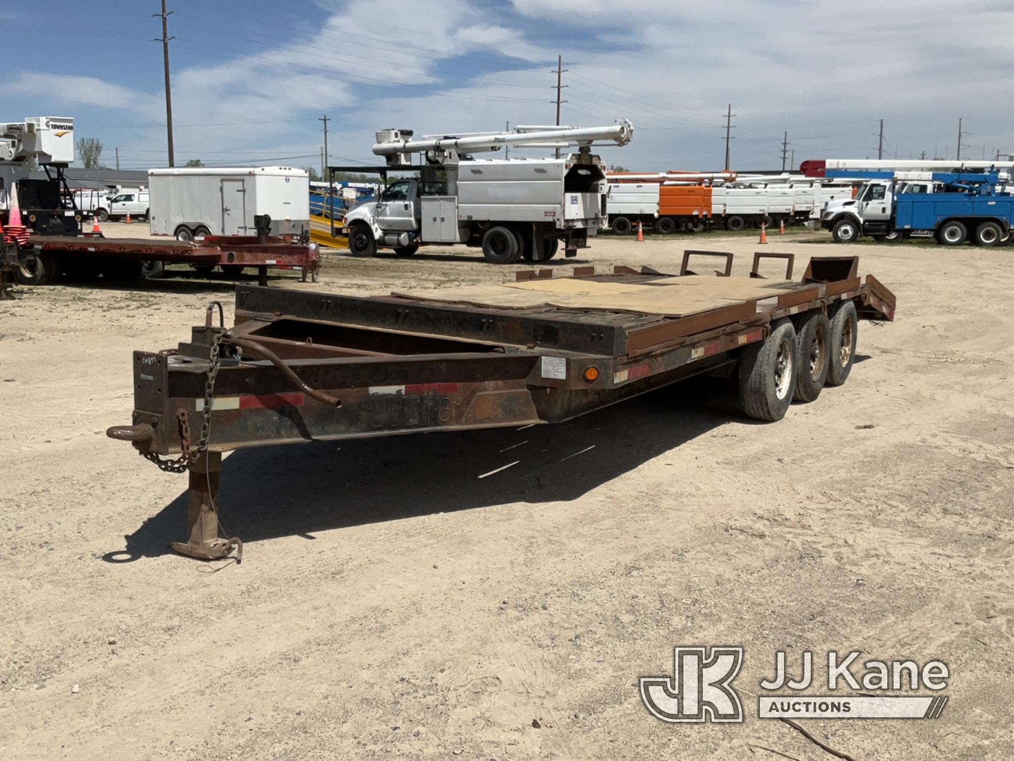 (Charlotte, MI) 1995 Scott Tri-Axle Tagalong Equipment Trailer Rotted Deck Boards