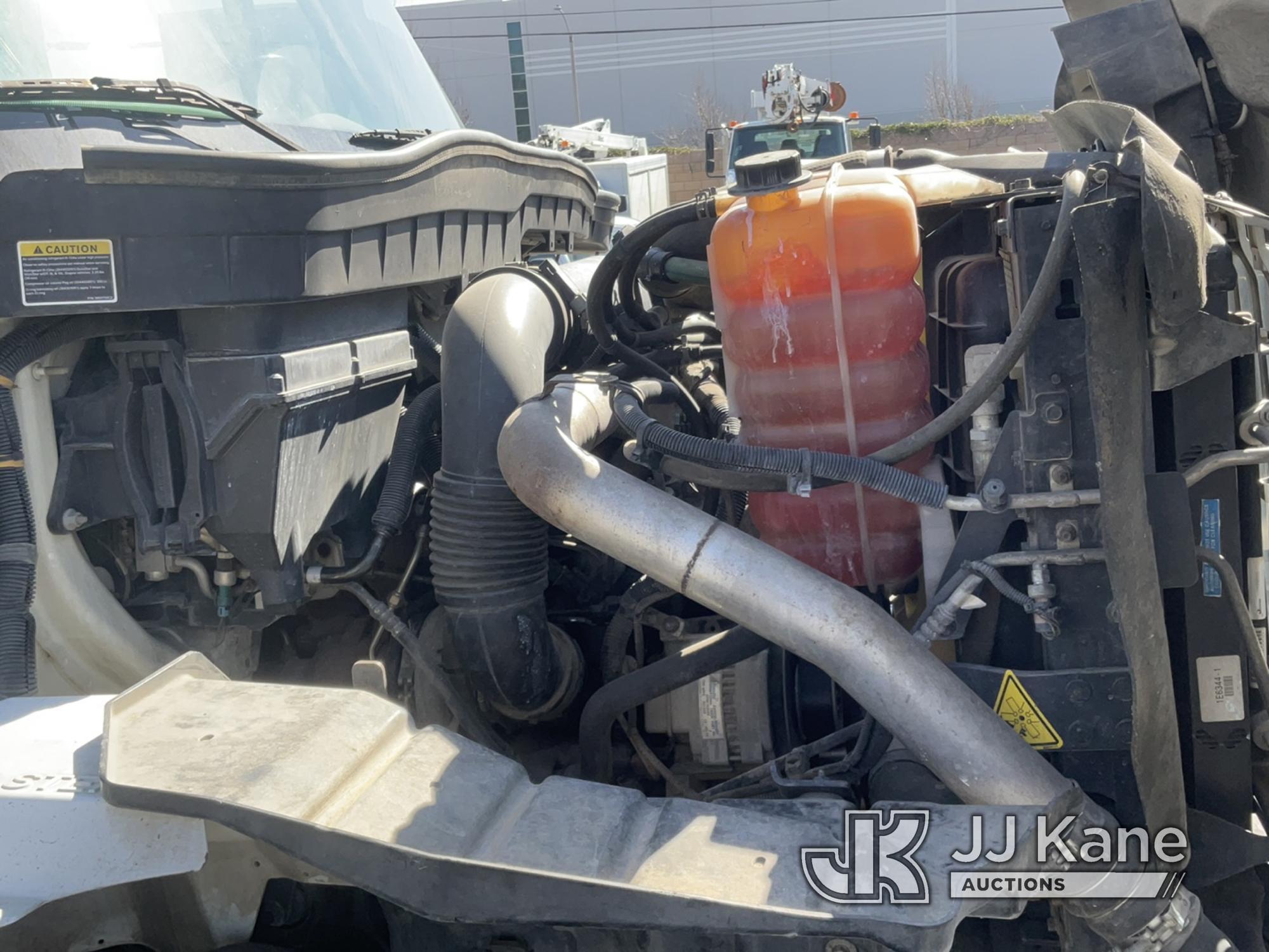 (Jurupa Valley, CA) Altec D3060-TR, Digger Derrick rear mounted on 2013 International 7400 WORKStar