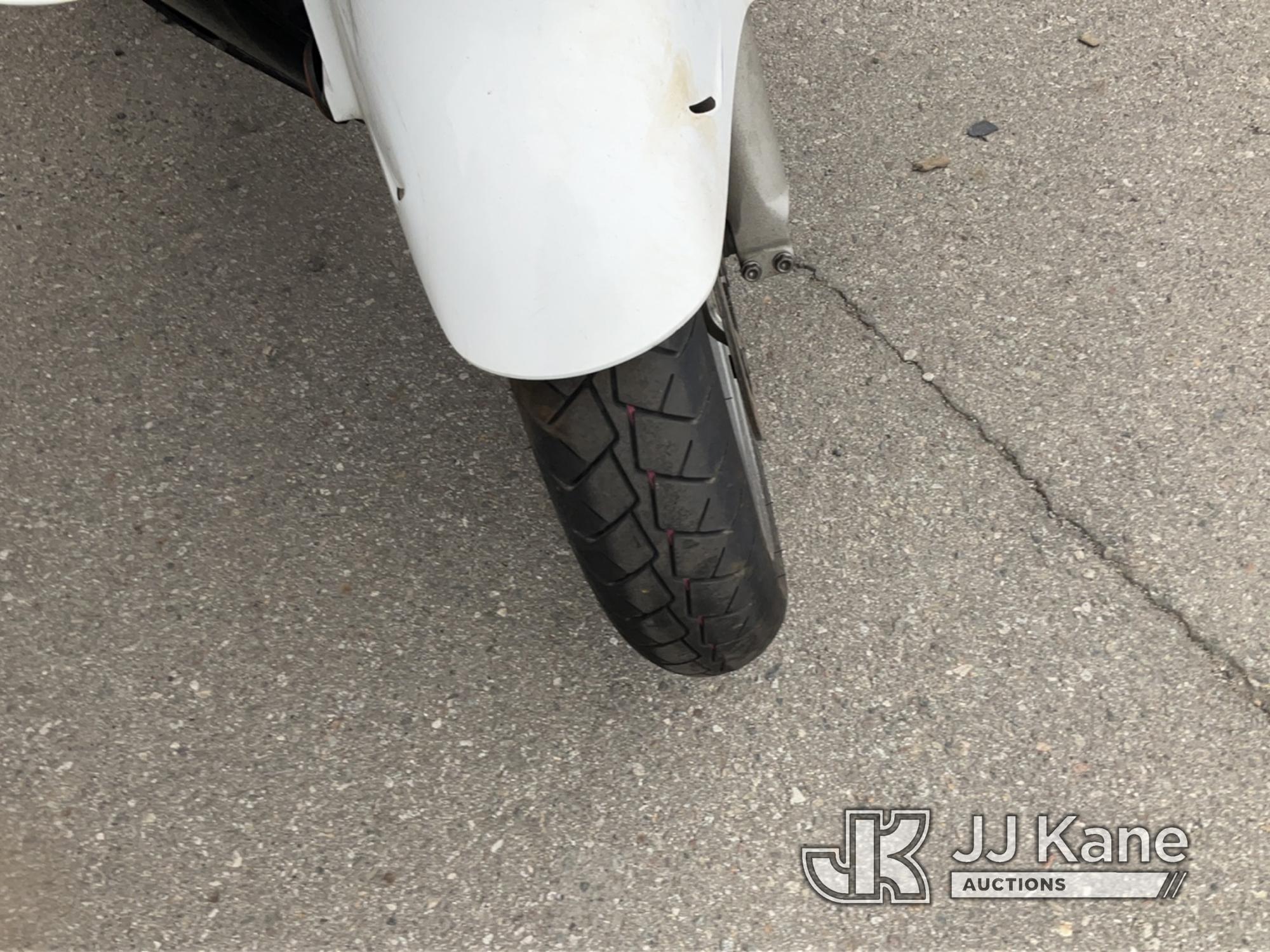 (Jurupa Valley, CA) 2013 Honda ST1300PA Motorcycle Not Running , No key