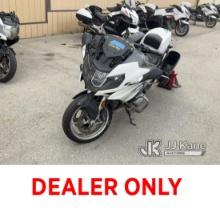 (Jurupa Valley, CA) 2015 BMW R1200RT Motorcycle Not Running , No Key , Stripped Of Parts