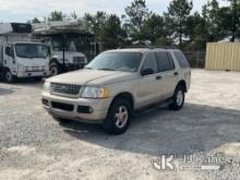 2005 Ford Explorer XLT 4x4 4-Door Sport Utility Vehicle Runs & Moves) (Jump To Start, Traction Contr