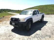 2015 Toyota Tacoma 4x4 Extended-Cab Pickup Truck
