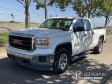 2015 GMC Sierra 1500 4x4 Crew-Cab Pickup Truck Runs & Moves) (Small Chip on Windshield (Drivers View