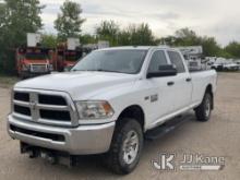(Des Moines, IA) 2015 RAM 2500 4x4 Crew-Cab Pickup Truck Runs & Moves) (Check Engine, Engine Knock