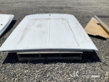 (Portland, OR) Undercover Tonneau Cover (Operates) NOTE: This unit is being sold AS IS/WHERE IS via