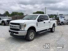 (Chattanooga, TN) 2018 Ford F250 4x4 Crew-Cab Pickup Truck Runs & Moves
