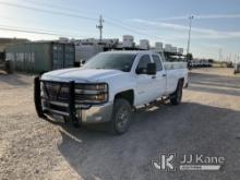 (Waxahachie, TX) 2017 Chevrolet C2500HD Extended-Cab Pickup Truck Runs & Moves) (Check Engine Light