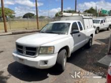 2010 Dodge Dakota Extended-Cab Pickup Truck Runs and Moves) (Needs New Battery