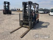 Doosan D30s-7 Forklift Not Running)( Red Tagged For Hyd Leak)( No Key